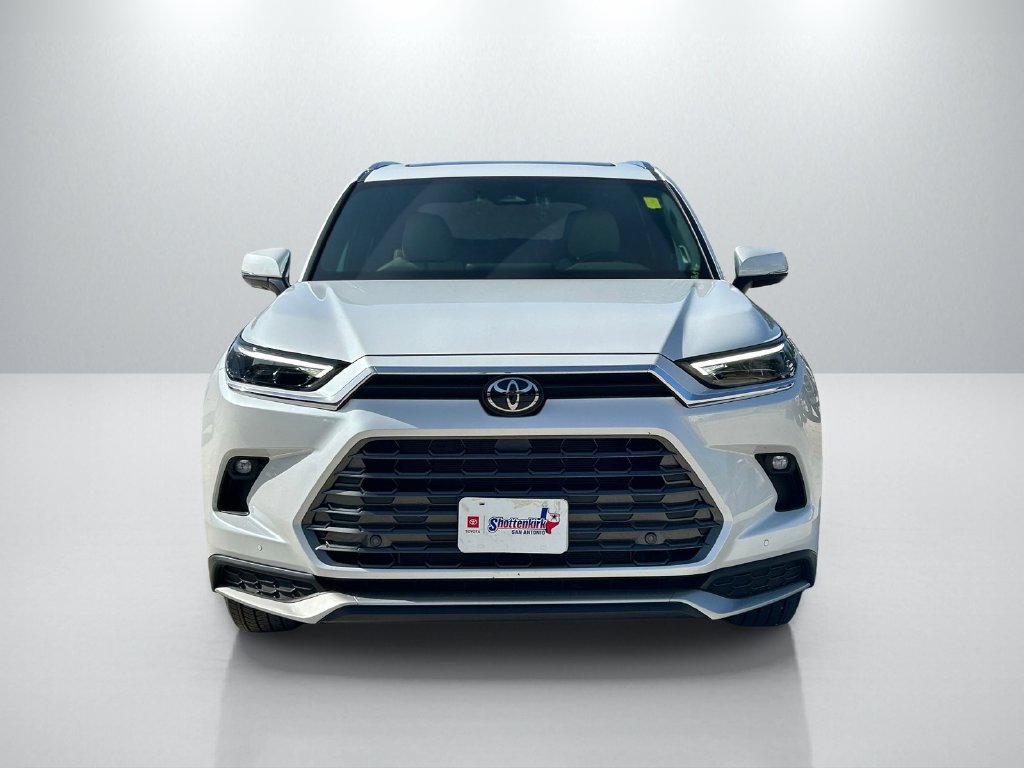 Certified 2026 Toyota Grand Highlander AWD Hybrid image 2