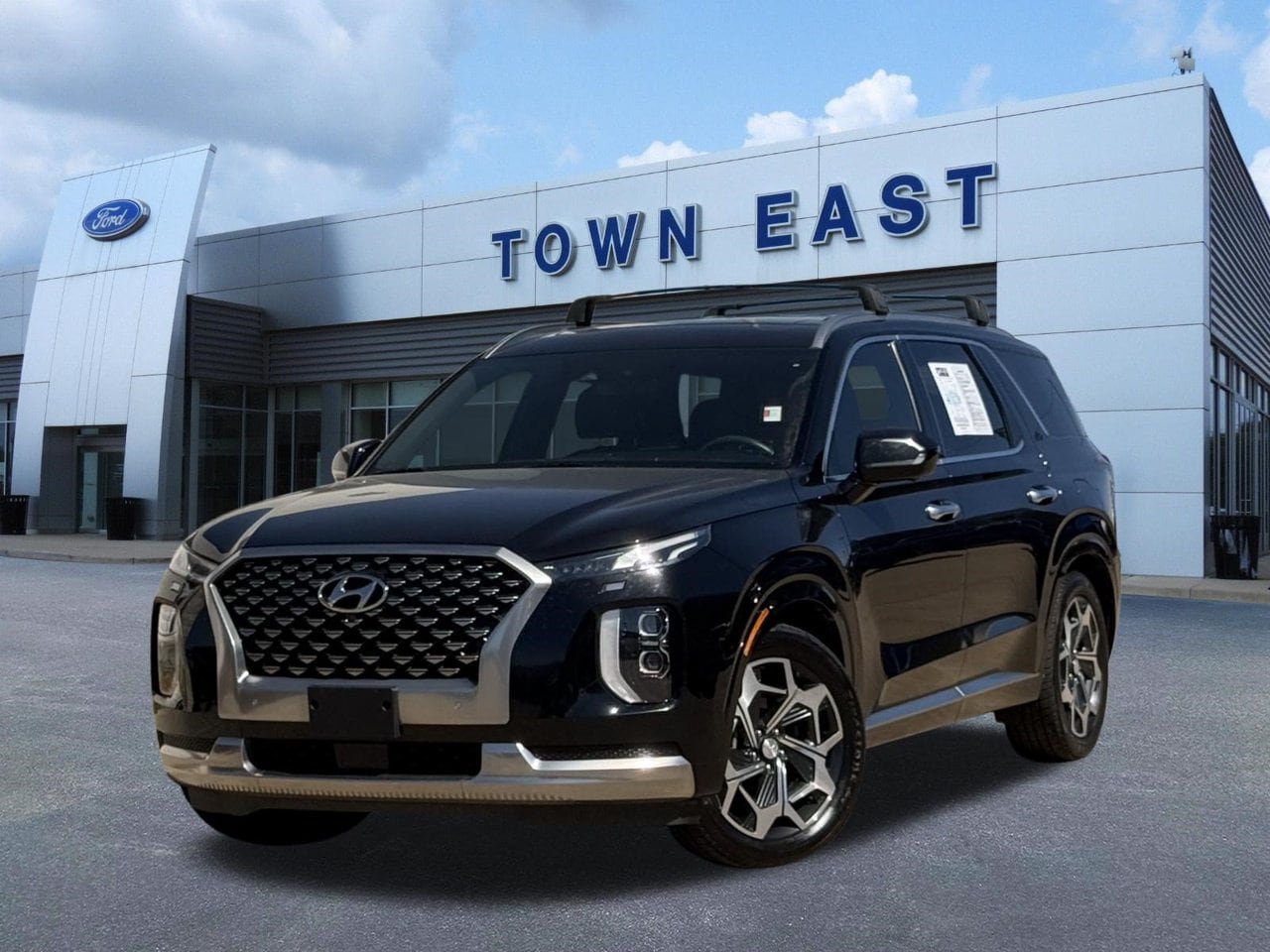 Used 2022 Hyundai Palisade Calligraphy w/ Cargo Package FWD image 1