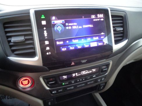 Used 2016 Honda Pilot EX-L image 38