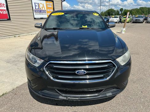 Used 2015 Ford Taurus Limited w/ Equipment Group 301A FWD image 2