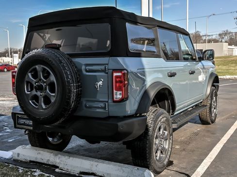 Used 2022 Ford Bronco Big Bend image 9