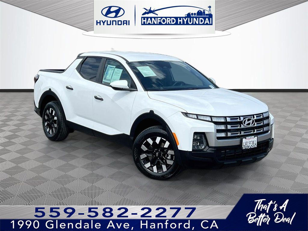 Certified 2025 Hyundai Santa Cruz SE FWD image 1