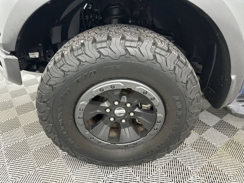 Used 2019 Ford F150 Raptor w/ Equipment Group 802A Luxury AWD/4WD image 13