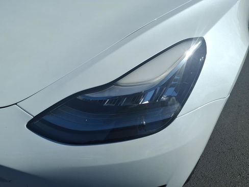 Used 2020 Tesla Model 3 Long Range AWD/4WD image 11