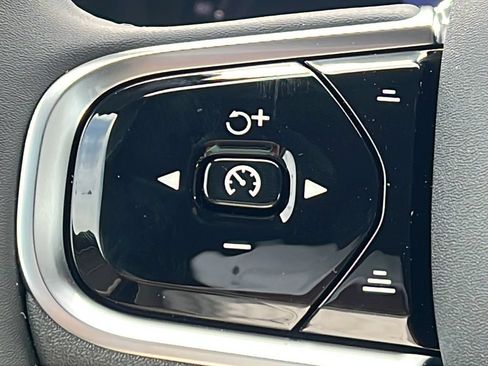New 2026 Volvo XC90 B5 Core AWD/4WD image 21