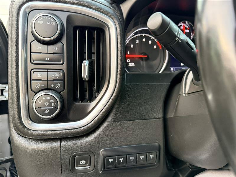 Used 2023 Chevrolet Silverado 2500 LT w/ Convenience Package AWD/4WD image 28