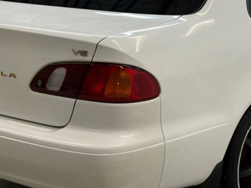Used 2000 Toyota Corolla VE image 10