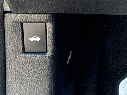 Used 2024 Honda Accord Sport image 25