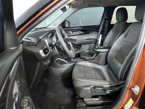 Used 2021 Chevrolet TrailBlazer LS image 11