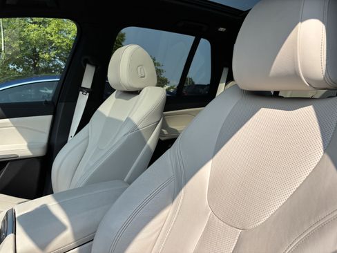 Used 2020 BMW X5 sDrive40i w/ Premium Package RWD image 16