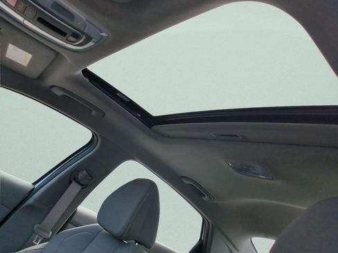 New 2025 Hyundai Elantra SEL image 20