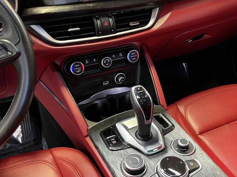 Used 2021 Alfa Romeo Stelvio Sprint w/ Nero Edizione RWD image 26
