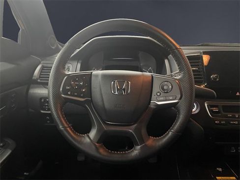 Certified 2025 Honda Passport TrailSport image 12