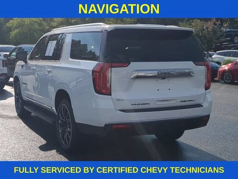 Used 2023 GMC Yukon XL Denali AWD/4WD image 9
