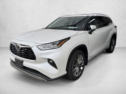 Used 2025 Toyota Highlander Platinum