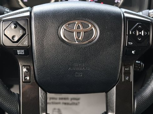 Used 2021 Toyota 4Runner TRD Off-Road Premium image 17