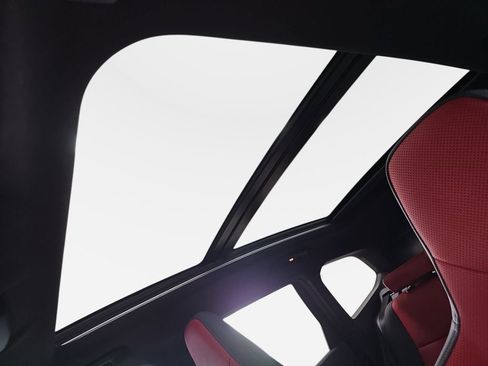 Used 2024 BMW X1 M35i w/ M Sport Professional Package image 25