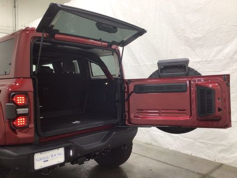 New 2025 Ford Bronco Raptor image 32