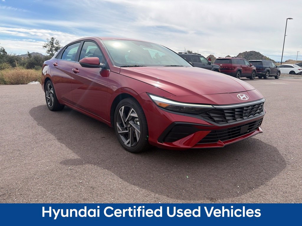 Certified 2025 Hyundai Elantra Limited FWD image 2