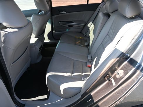 Used 2010 Honda Accord EX-L image 31