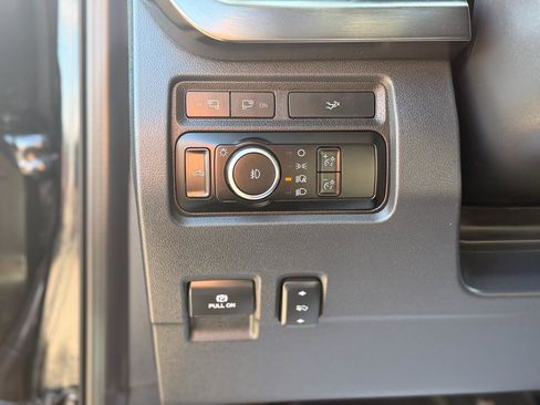 Used 2024 Ford F250 Lariat image 13