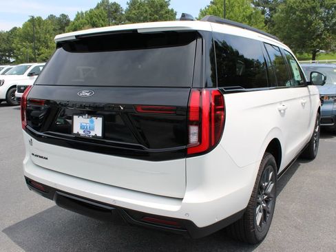 New 2025 Ford Expedition Platinum w/ Stealth Performance Package AWD/4WD image 21
