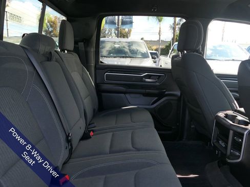 Used 2022 RAM 1500 Big Horn AWD/4WD image 25