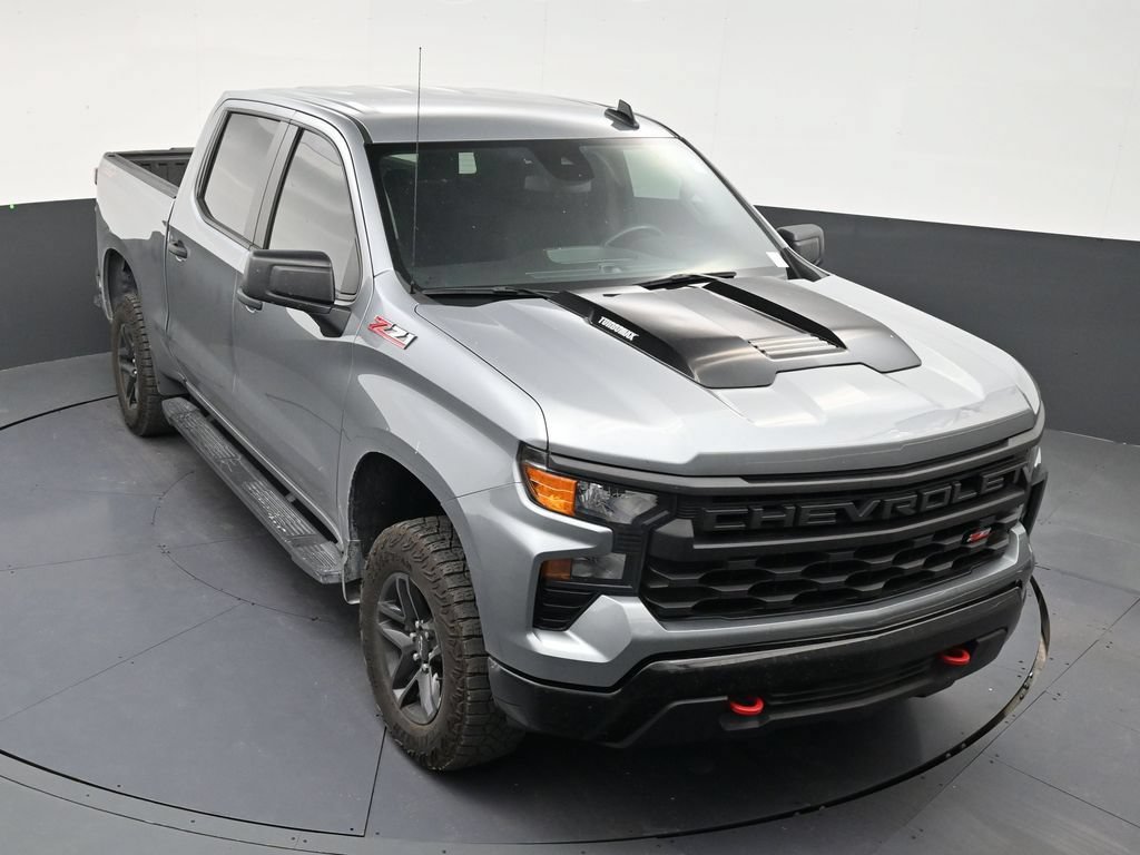 Used 2025 Chevrolet Silverado 1500 Custom Trail Boss AWD/4WD image 18