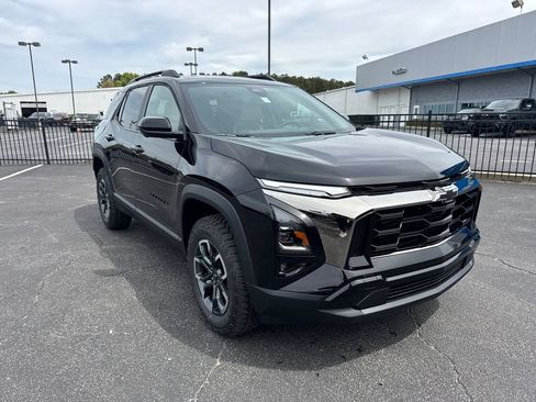 New 2026 Chevrolet Equinox ACTIV w/ Convenience Package III FWD image 4