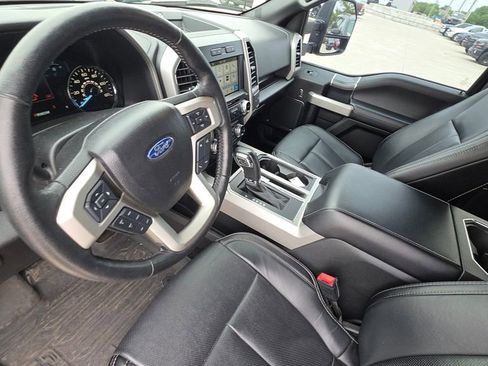 Used 2018 Ford F150 Lariat w/ Equipment Group 502A Luxury AWD/4WD image 12