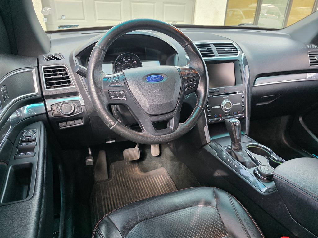 Used 2016 Ford Explorer Sport w/ Equipment Group 401A AWD/4WD image 11
