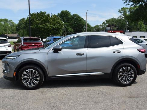 Used 2025 Buick Envision Preferred AWD/4WD image 9