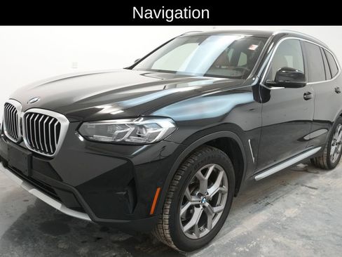 Used 2023 BMW X3 xDrive30i w/ Premium Package image 2