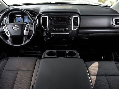 Used 2019 Nissan Titan S w/ S Utility Package image 10