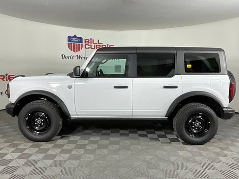 New 2026 Ford Bronco Big Bend w/ Black Diamond Package AWD/4WD image 6
