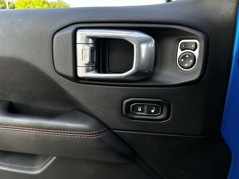 Used 2021 Jeep Gladiator Rubicon AWD/4WD image 27