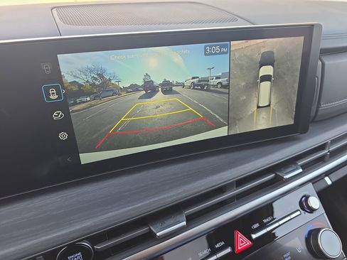 Used 2024 Hyundai Santa Fe Limited image 23