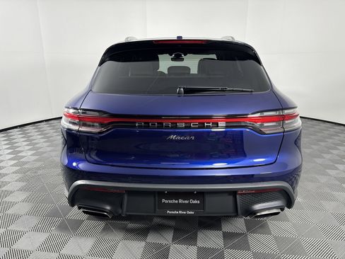 Used 2025 Porsche Macan image 10