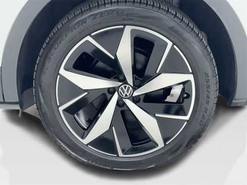 Used 2025 Volkswagen ID.4 Pro S image 57