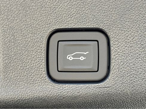 New 2026 Chevrolet Traverse RS FWD image 26
