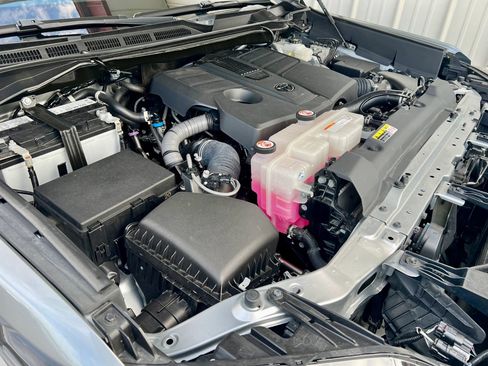 Used 2022 Toyota Tundra SR5 image 10