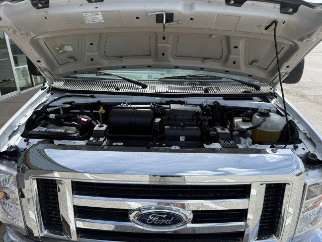 Used 2021 Ford E-350 and Econoline 350 Super Duty w/ Power Windows & Locks Group RWD image 18