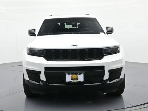 Used 2023 Jeep Grand Cherokee L Laredo AWD/4WD image 3