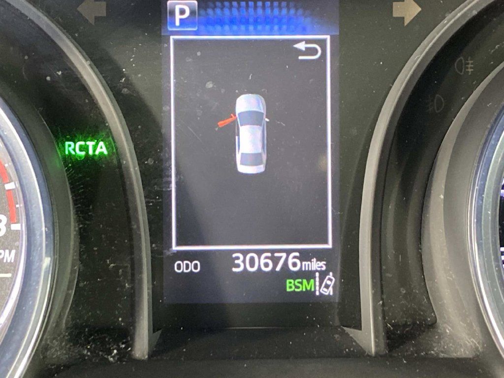 Used 2020 Toyota Camry LE w/ Convenience Package FWD image 20
