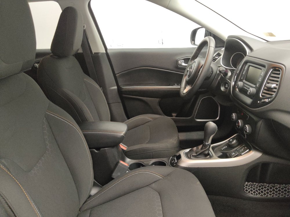 Used 2018 Jeep Compass Sport AWD/4WD image 21