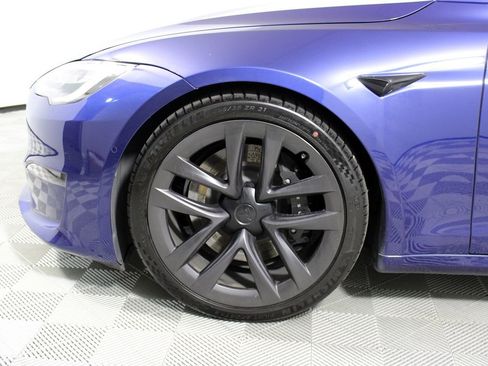 Used 2022 Tesla Model S Plaid image 33