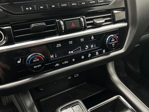 Certified 2023 Nissan Pathfinder SL w/ SL Premium Package image 24