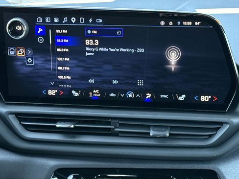 Used 2026 Chevrolet Silverado EV LT image 23