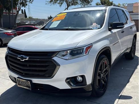 Used 2020 Chevrolet Traverse Premier w/ Redline Edition FWD image 3
