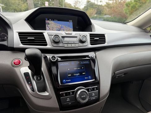 Used 2014 Honda Odyssey EX-L image 15